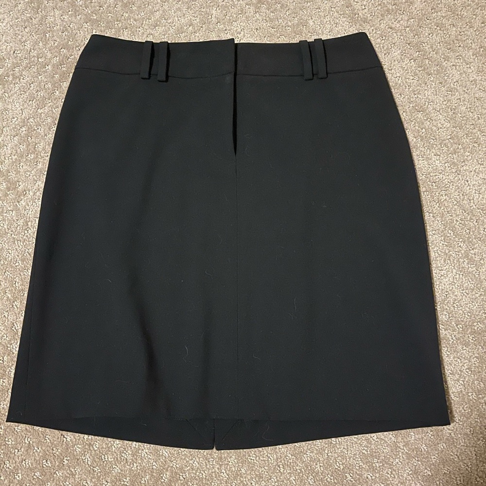 The Limited Stretch Skirt